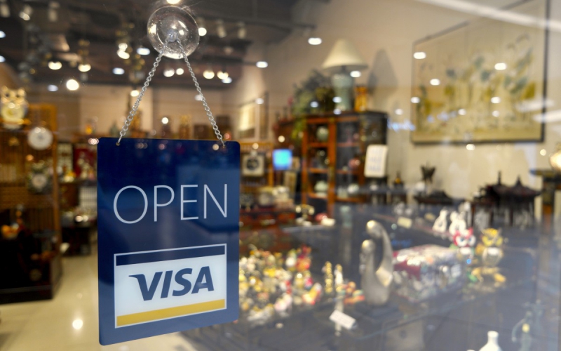 boutique-THEOULE SUR MER-min_open_sign_visa_sign_open_store_sign_visa_credit_card_business-810443